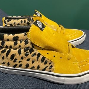 Supreme Vans Sk8 Mid Pro Yellow and Cheetah Print Size 10.5